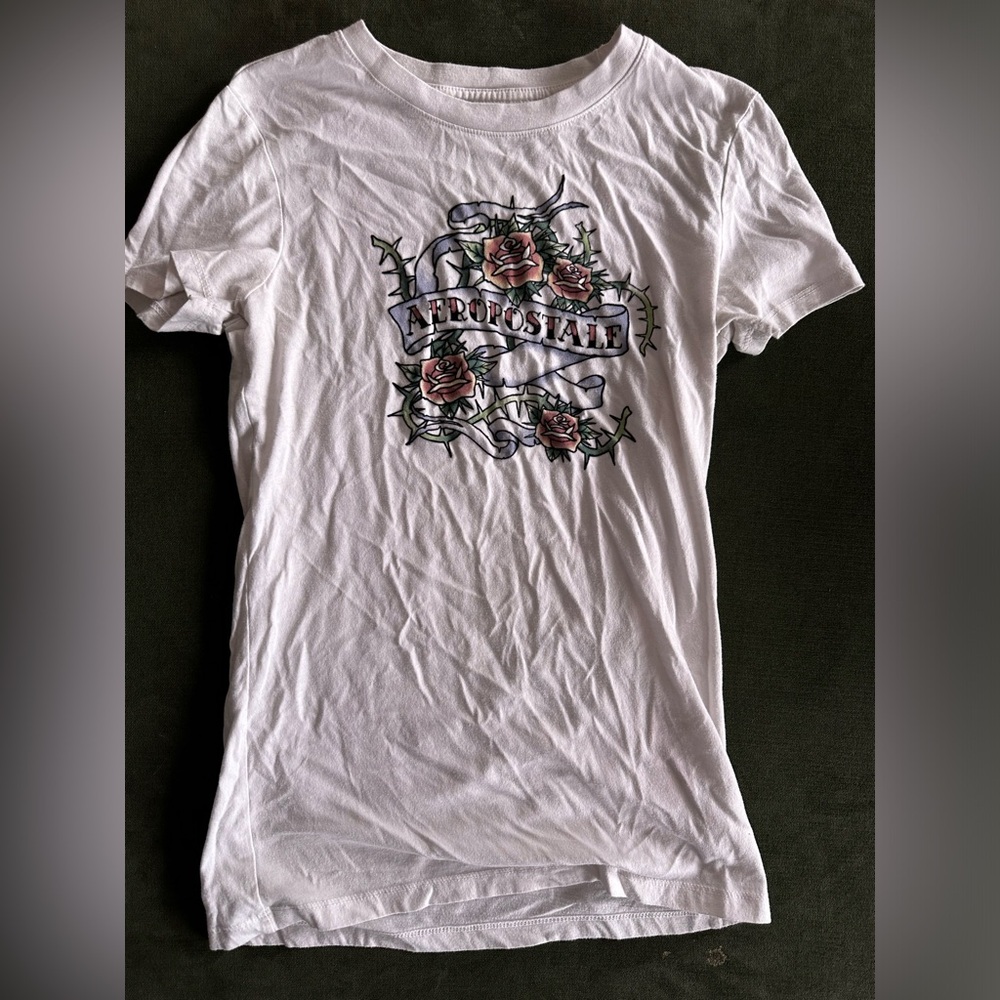 Aeropostale graphic tee